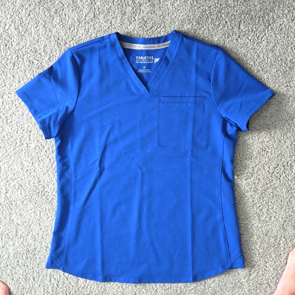 Fabletics scrub top ladies small